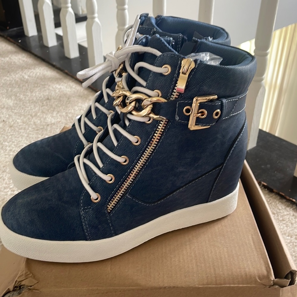 Shoedazzle ALEALE HIGH TOP WEDGE SNEAKER new